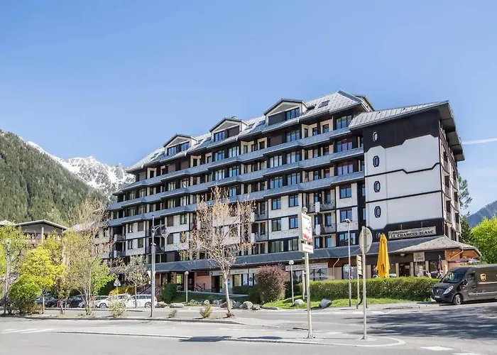 Vue Montblanc Magique En Centre-Ville Avec Parking